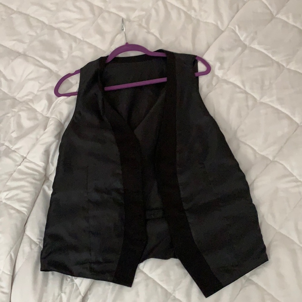 Black vest